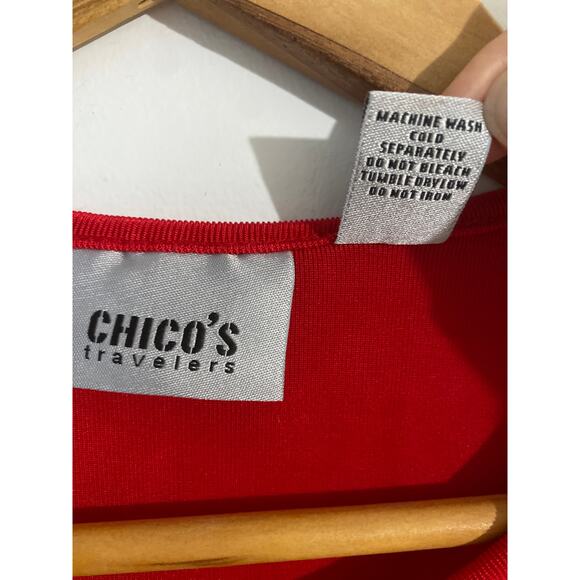 Chico’s Travelers t shirt women’s size 2 red stretch slinky casual comfort - Picture 3 of 4